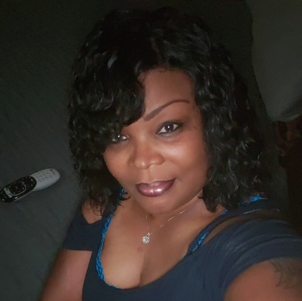 Meet your Posher, Tina